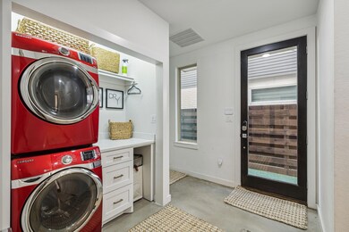 2207 Lola Ct, Dallas, TX 75206 - photo 4