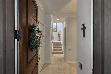 258 Litchfield Ln, Houston, TX 77024 - photo 5