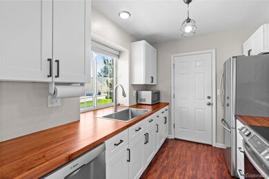 21638 E Powers Cir S, Centennial, CO 80015 - photo 5