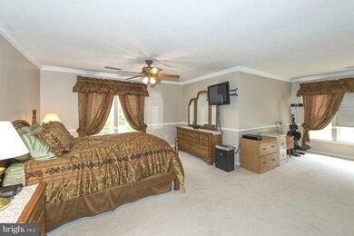 2401 Summershade Ct, Odenton, MD 21113 - photo 3