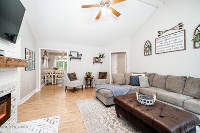 320 Fairmount Way