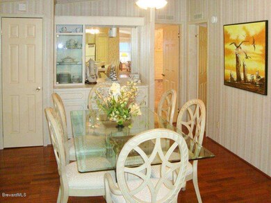 832 Periwinkle - Dining Room 1.jpg