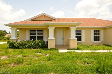 359 Glen Ridge Dr, Lehigh Acres, FL 33974 - photo 3