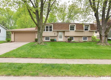 917 Northbrook Dr, Davenport, IA 52806 - photo 2