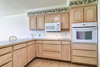 22112 Greenbriar Dr, Whitney, TX 76692 - photo 6