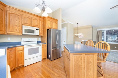 127 Curtiss St, Bristol, CT 06010 - photo 5