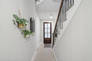 954 Fisher St unit B, Houston, TX 77018 - photo 7