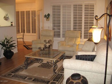 Plantation Shutters T/O