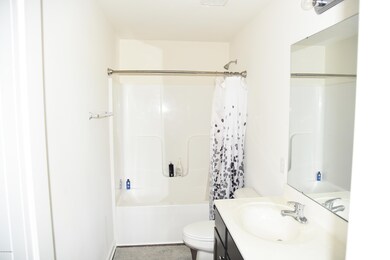 149 Beakon - Bathroom M