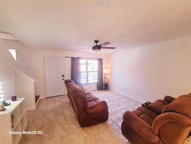 OPEN FLOORPLAN