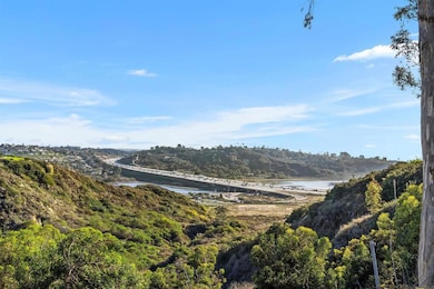 1219 Avocet Ct, Cardiff By the Sea, CA 92007 - photo 3