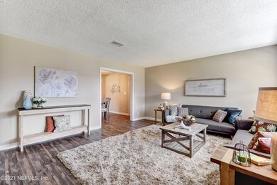 6607 Aires Rd, Jacksonville, FL 32244 - photo 5