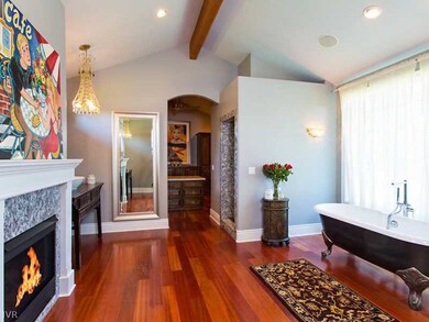 Master Bath/Spa.