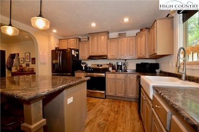 107/109 Huckleberry Hill, Newton, NC 28657 - photo 4