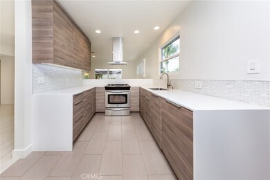 6251 Aura Ave, Tarzana, CA 91335 - photo 5