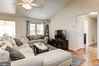 3335 Katewood Ct unit 1, Baltimore, MD 21209 - photo 4