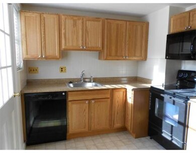 70 Emerson Gardens unit 70, Lexington, MA 02420 - photo 2