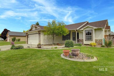 910 W Edwards Ave, Nampa, ID 83686 - photo 2