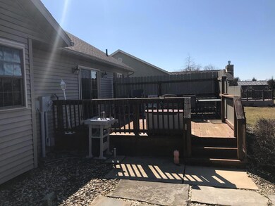 1105 Hillcrest Dr, Bucyrus, OH 44820 - photo 7