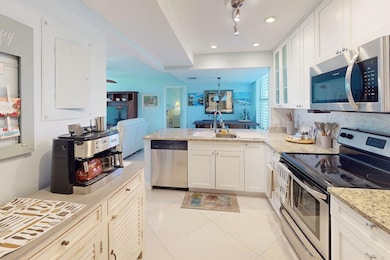 Fairwinds Cove unit 104, Jensen Beach, FL 34957 - photo 4