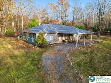 6236 Forest Ln, East Stroudsburg, PA 18302 - photo 2