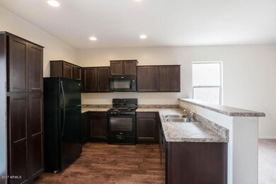 LGI Homes_Ajo_L_03