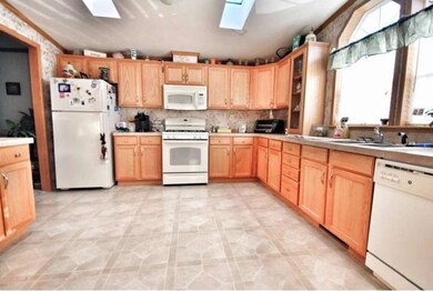 312 Ferris Ln, Williamstown, NJ 08094 - photo 3