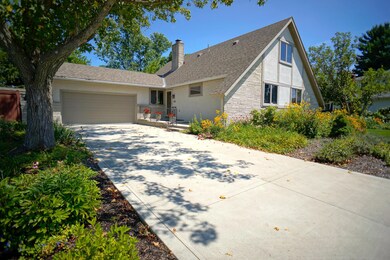 5560 Millington Rd, Columbus, OH 43235 - photo 5