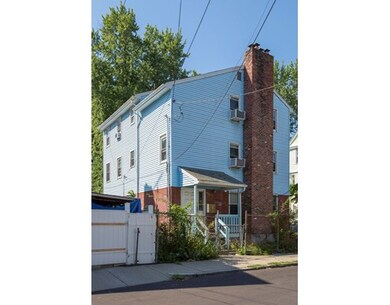 632 W Park St, Dorchester Center, MA 02124 - photo 5