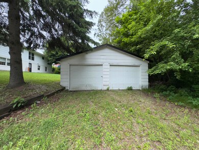 2 car detached garage