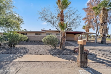 7006 E Flamenco Place, Tucson, AZ 85710 - photo 2