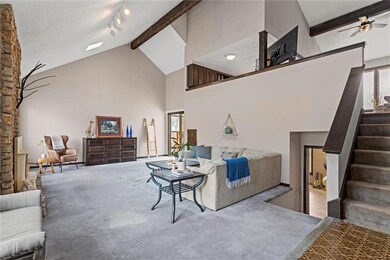 10416 W 52nd Cir, Shawnee, KS 66203 - photo 4