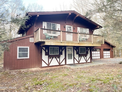 126 Eisenhower Dr, Hawley, PA 18428 - photo 2