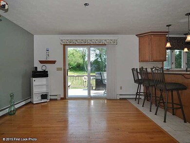 442 Curtis Corner Rd, Wakefield, RI 02879 - photo 7