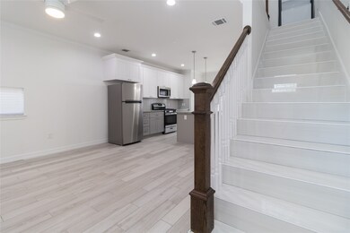 1047 Marcolin St unit A, Houston, TX 77088 - photo 6