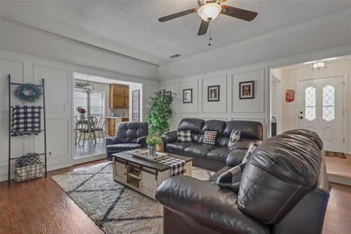 316 Carolyn Dr, Bedford, TX 76021 - photo 7