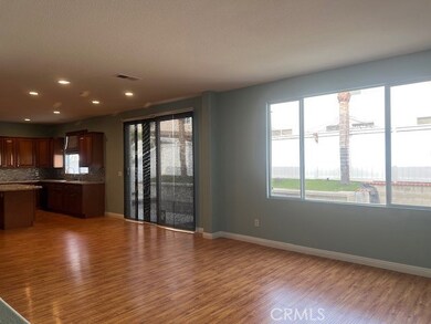 927 W Paramount St, Azusa, CA 91702 - photo 5