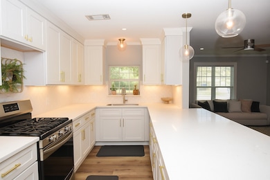 202 Wahl St, Crosby, TX 77532 - photo 3