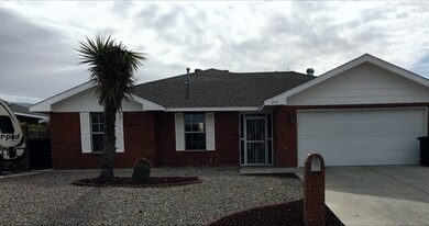 2110 Hickory Dr, Alamogordo, NM 88310 - photo 2