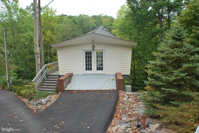 290 Queens Way, Montross, VA 22520 - photo 2