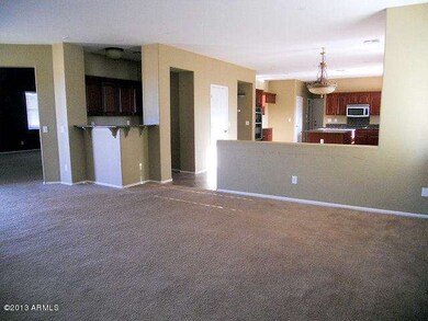 023-350587 - family room & kitchen