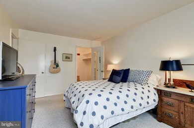 4555 Macarthur Blvd NW unit 111, Washington, DC 20007 - photo 6