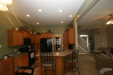 14412 Miracle Ct, Grabill, IN 46741 - photo 2