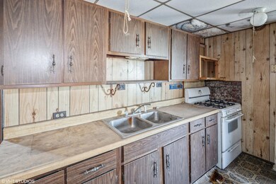 1511 N Longshore Dr, Walkerton, IN 46574 - photo 3