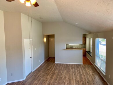 11003 Panicum Ct, Houston, TX 77086 - photo 6