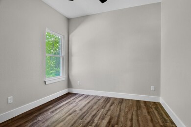 2500 S Scullin Ave, Denison, TX 75020 - photo 6