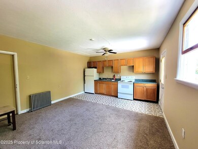 134 S Main St unit E, Archbald, PA 18403 - photo 6