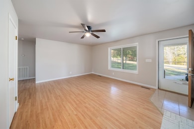 1070 Pine Top Rd, Toone, TN 38381 - photo 4