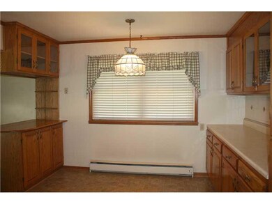 741 S 4th Ave, Beech Grove, IN 46107 - photo 7