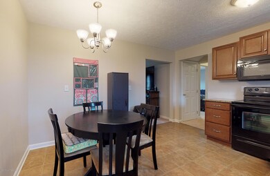 6919-Colrain-Cir-015